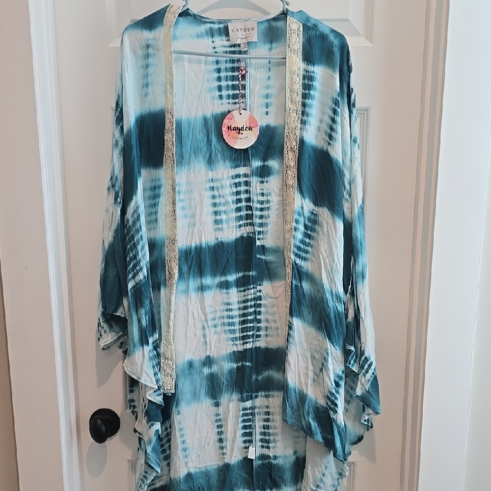 Hayden Blue and White Kimono with Lace Trim